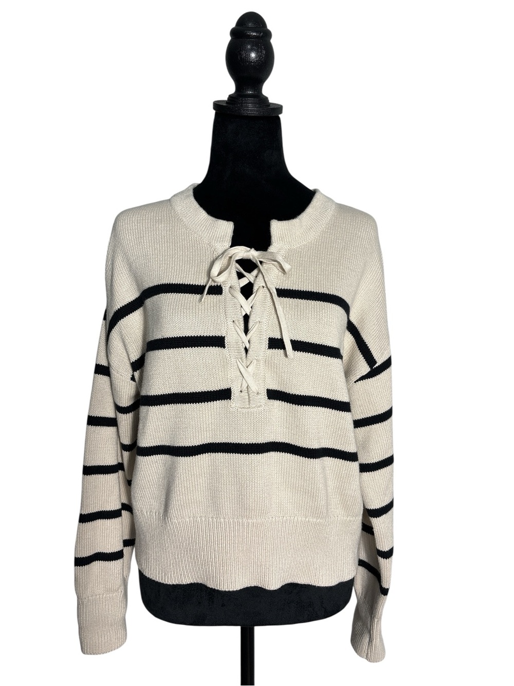 EVEREVE Oak/Black Striped Lace Up Knit Sweater Women’s Sz Medium
